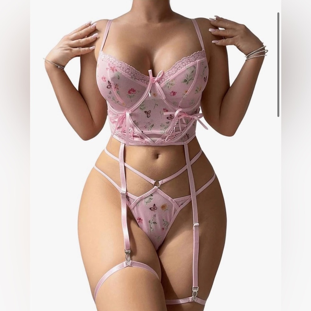 MakeMeChic 4 Piece Strappy Lingerie Set - Size Medium